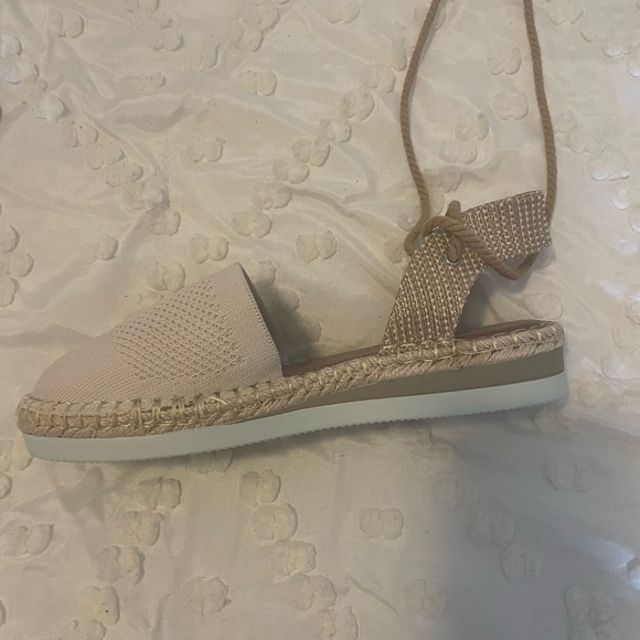 Crown Vintage Espadrille Tie Up Sandal - Picture 3 of 3